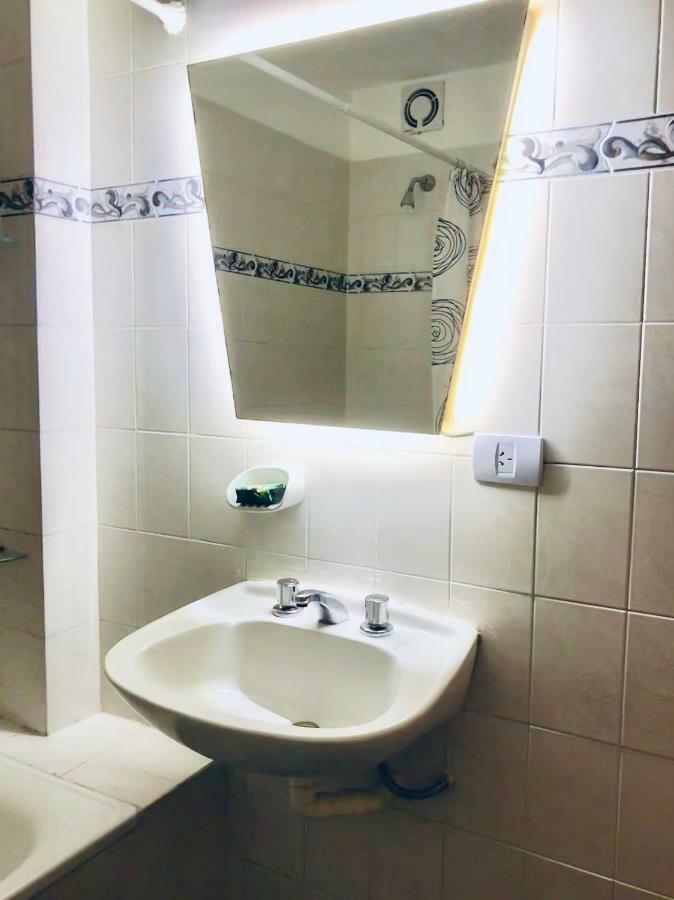 Apartamento Bulnes Y Calle Corrientes Буенос Айрес Екстериор снимка